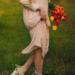 Sukienki weselne na różne typy urody i sylwetki – jak znaleźć odpowiednią kreację?